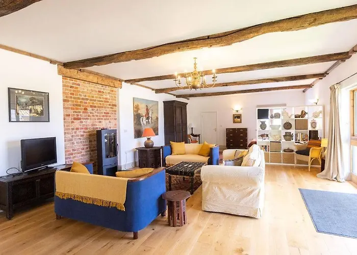 The Granary - Wood Farm Barn. Luxury Barn With Wonderful Countryside Views