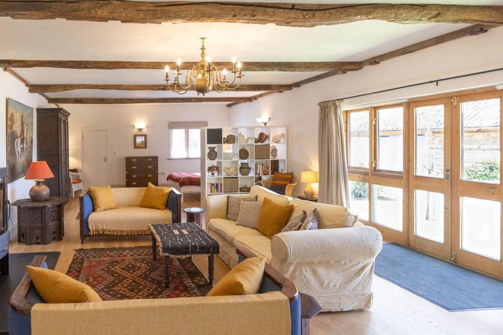 The Granary - Wood Farm Barn. Luxury Barn With Wonderful Countryside Views Holiday home