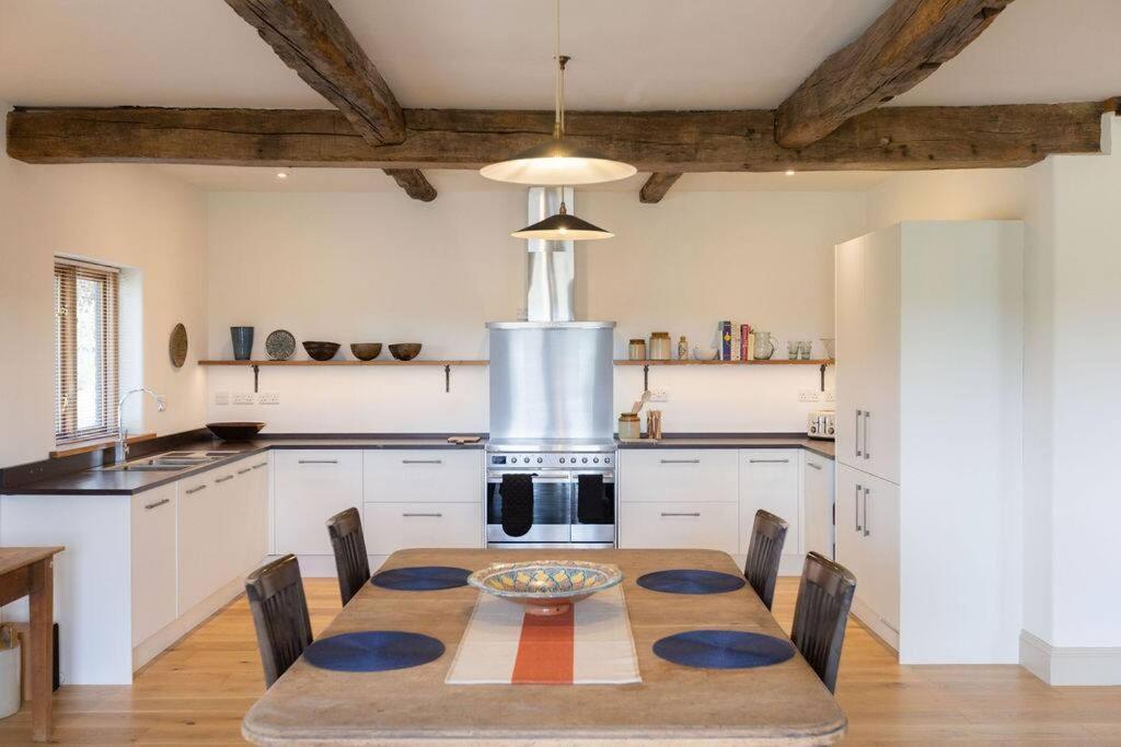 Holiday home The Granary - Wood Farm Barn. Luxury Barn With Wonderful Countryside Views *