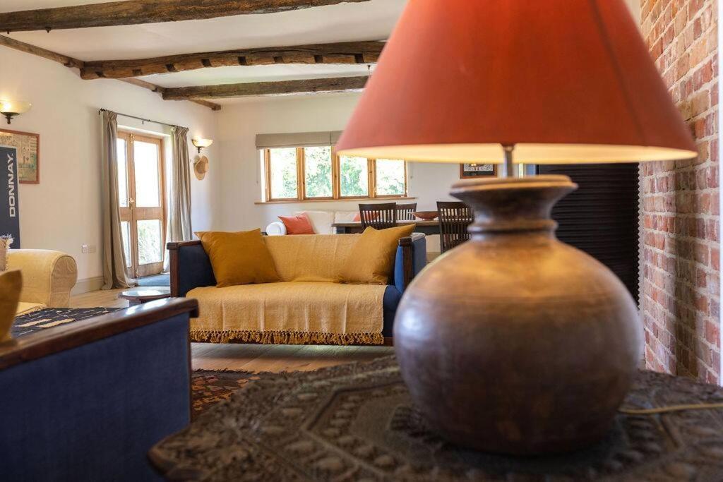 The Granary - Wood Farm Barn. Luxury Barn With Wonderful Countryside Views Holiday home Bawdeswell